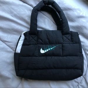 Frankie Collective Vintage Rework Nike Puffer Bag